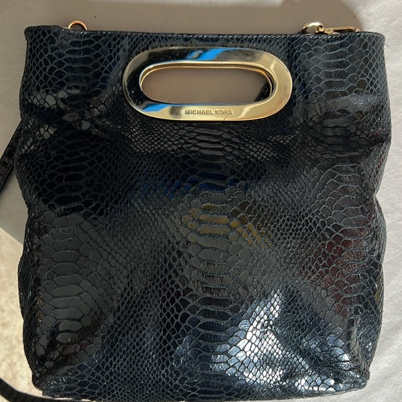 MICHAEL KORS EMBOSSED LEATHER SHOULDER BAG - Picture 1 of 11